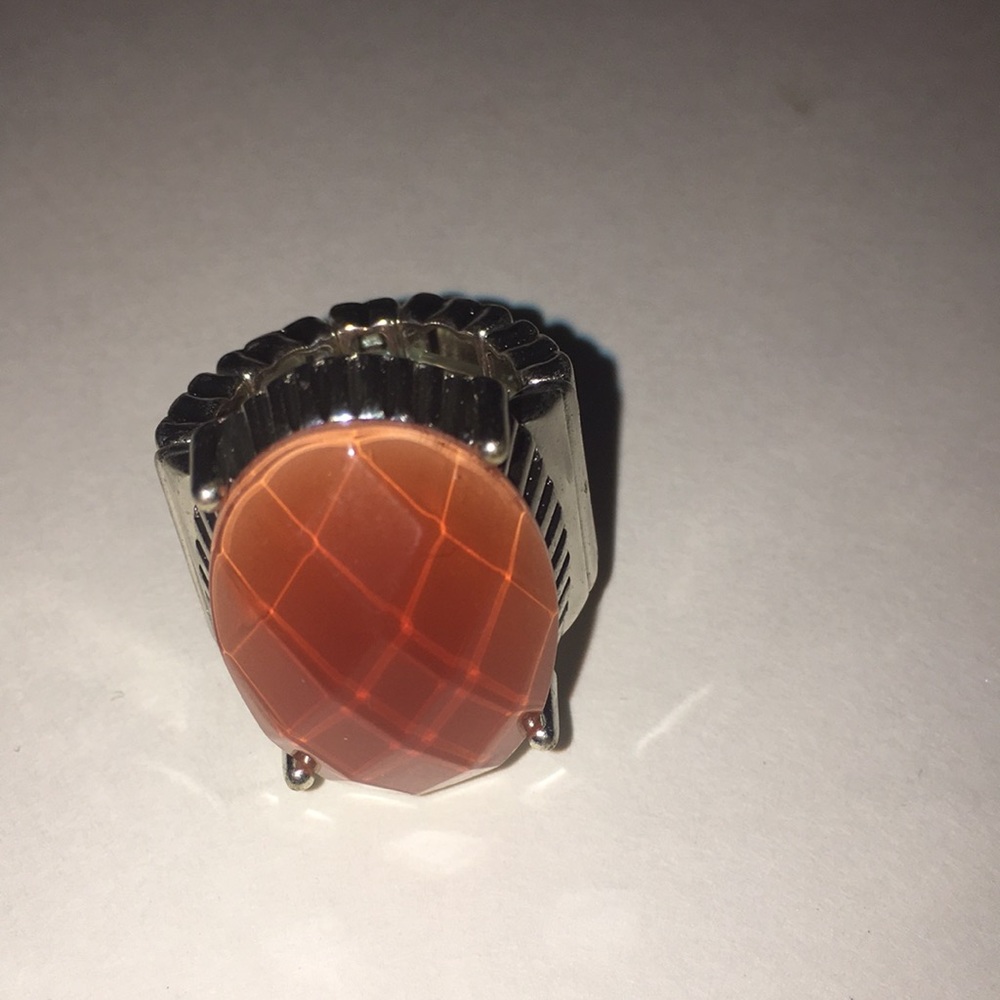 Bold statement stretch ring